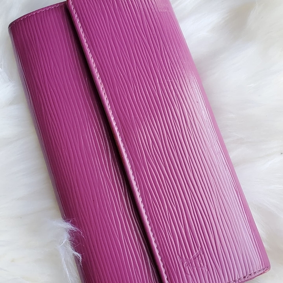 Sale!!!! SEE MY CLOSET - Picture 11 of 17